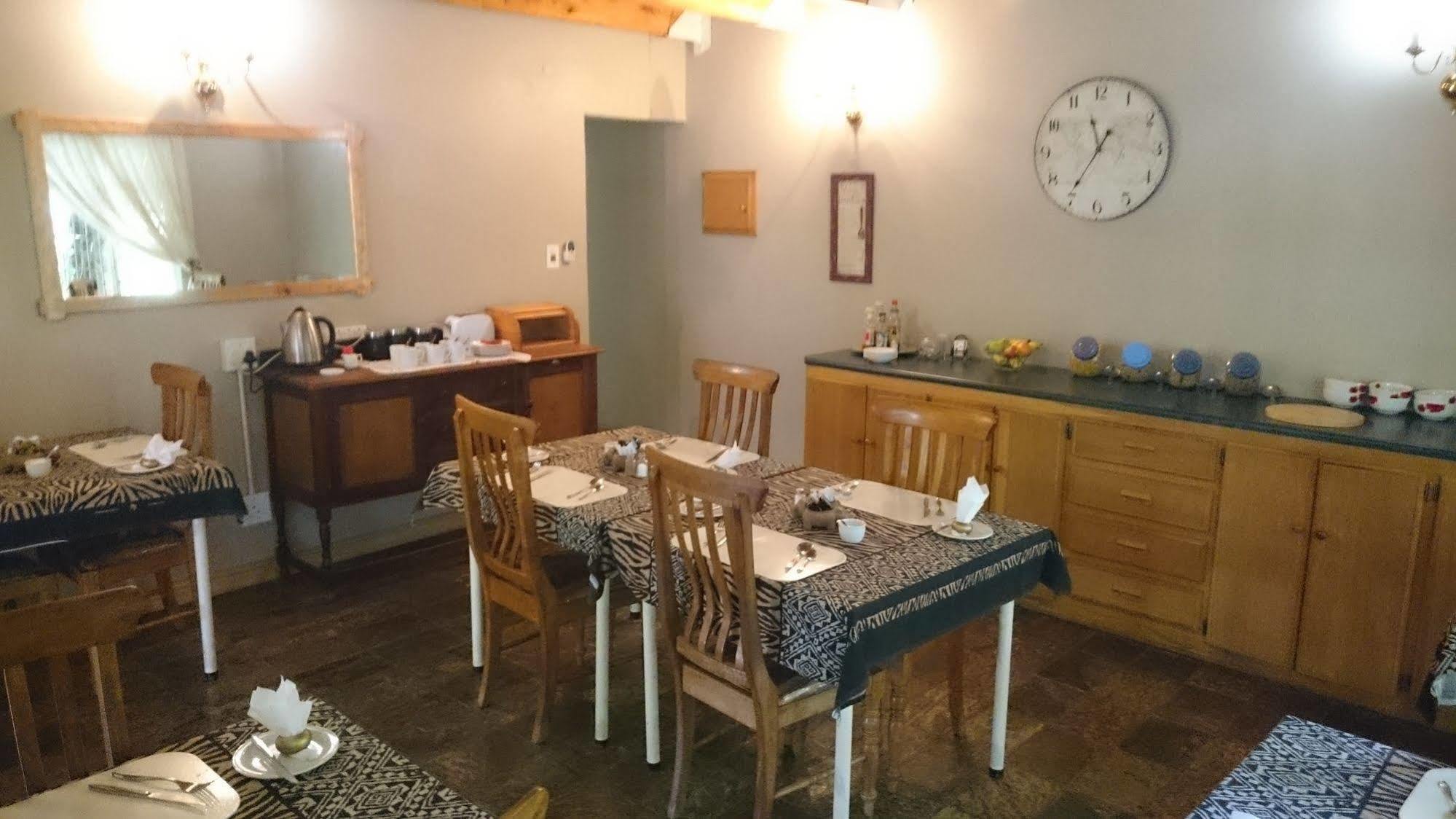Ladybrand Guest House Экстерьер фото